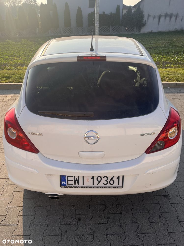Opel Corsa - 3