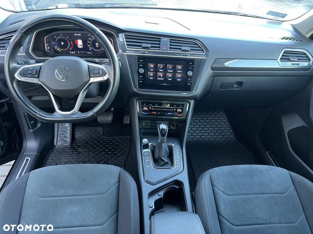 Volkswagen Tiguan - 26
