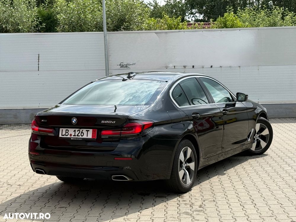 BMW Seria 5 520d xDrive Aut. Luxury Line - 9