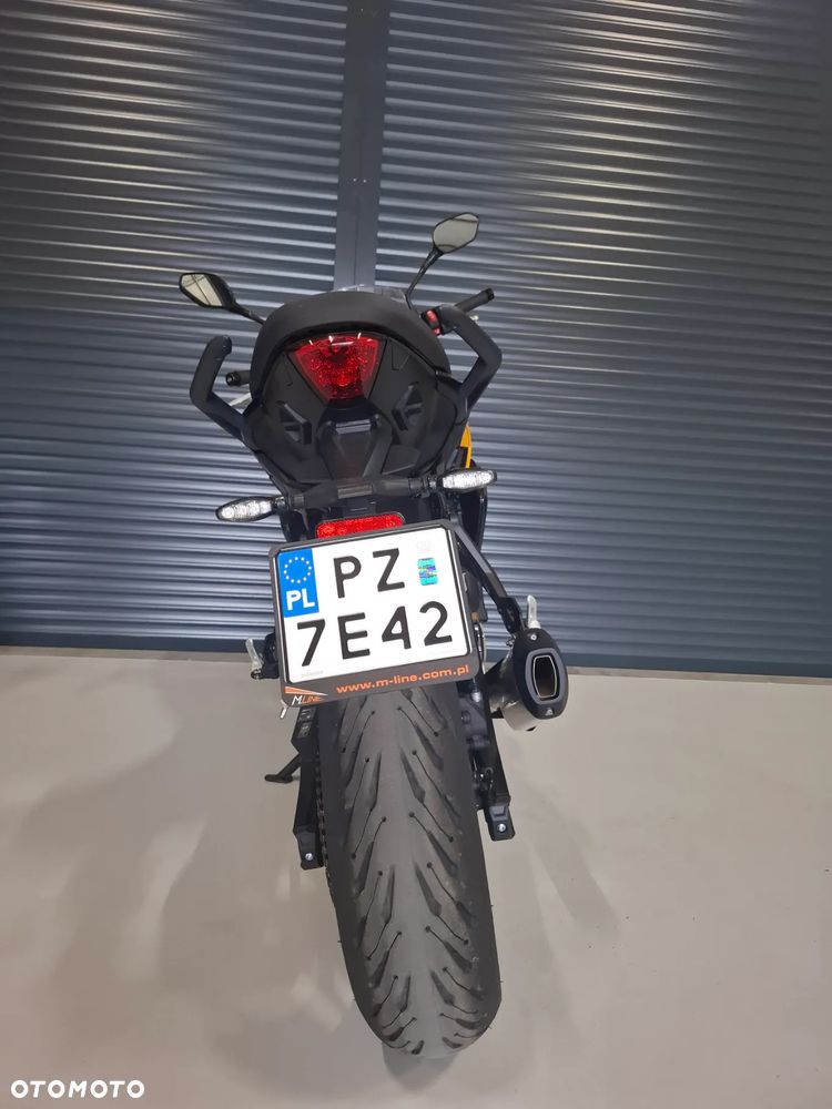 Triumph Tiger - 15