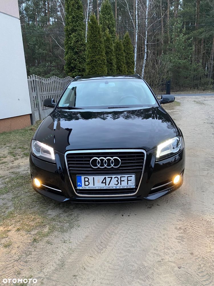 Audi A3 Sportback - 1