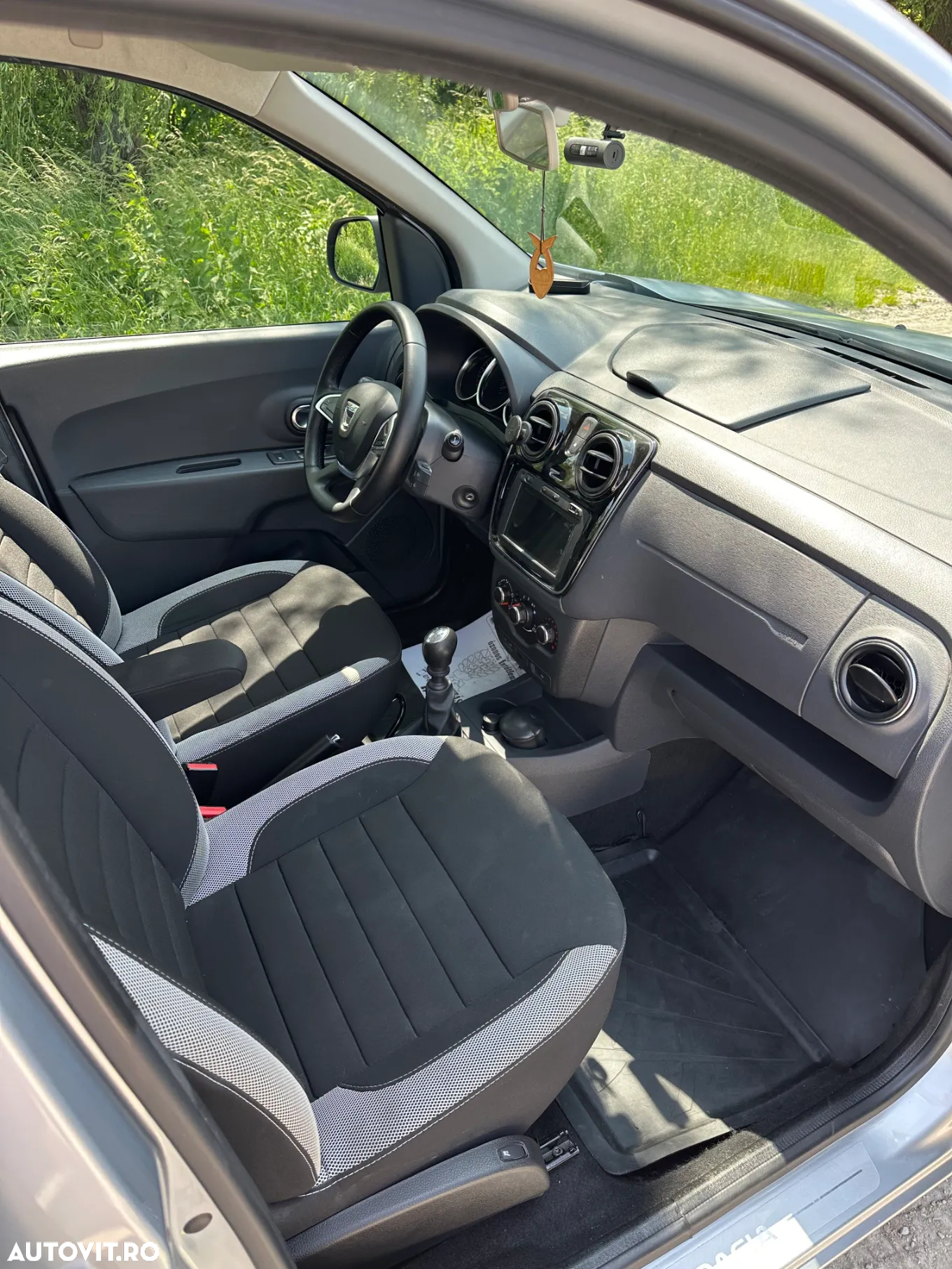 Dacia Lodgy 1.5 Blue dCi Stepway - 6