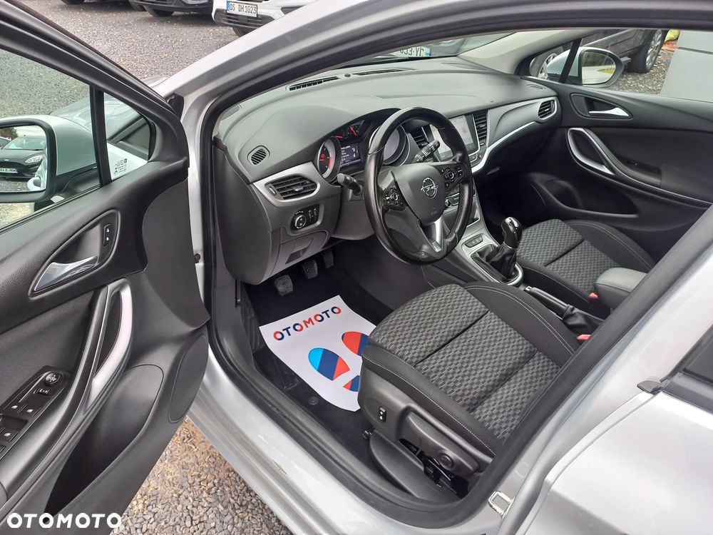 Opel Astra 1.6 CDTI Dynamic S&S - 13