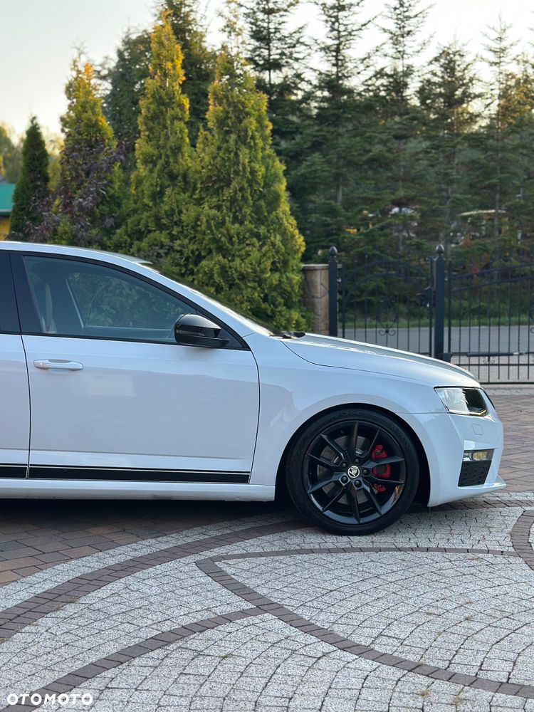 Skoda Octavia 2.0 TSI RS DSG - 12