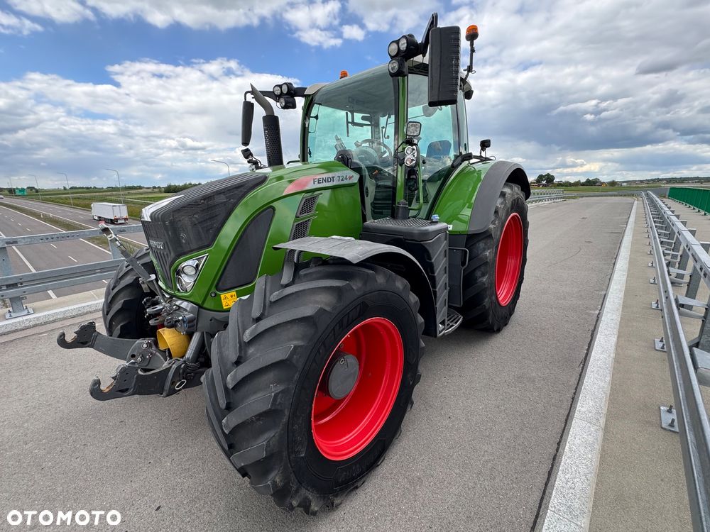 Fendt 724 PROFI + GPS Trimble RTK Super Stan Traktor 4x4 - 32