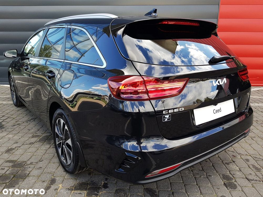 Kia Ceed 1.5 T-GDI Tribute DCT - 6