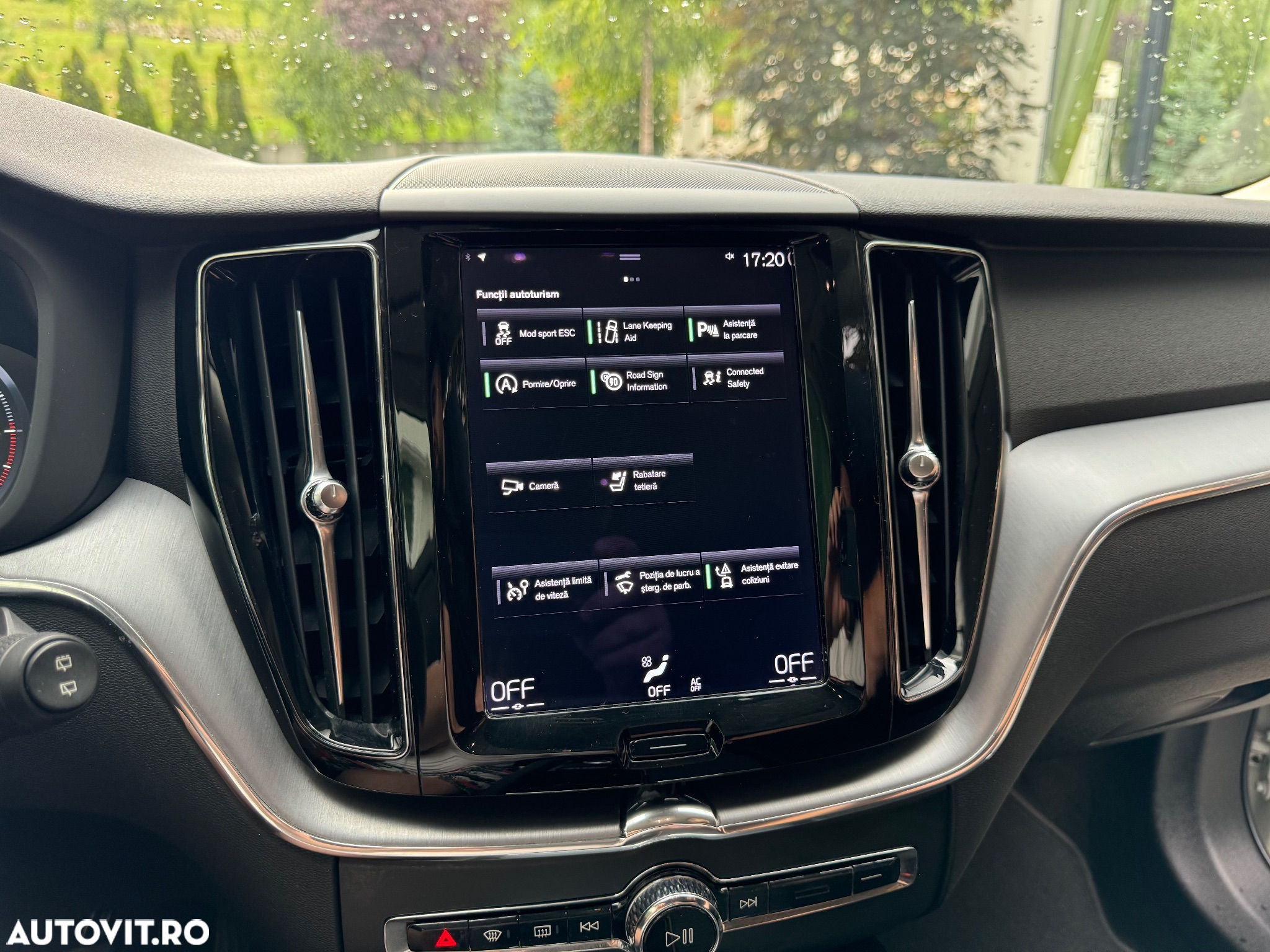 Volvo XC 60 B4 D AWD Geartronic Momentum - 24