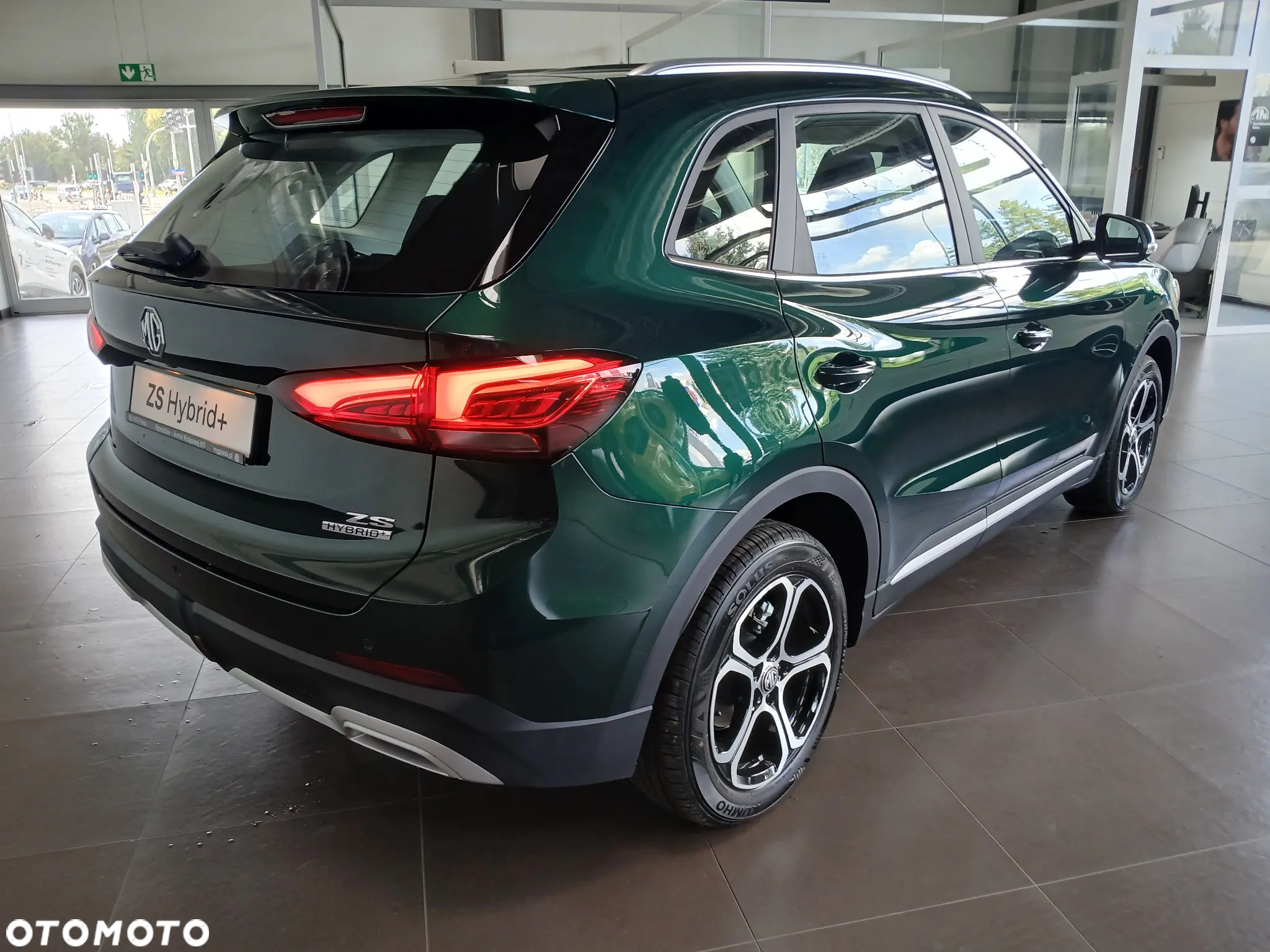 MG ZS Hybrid+ - 5