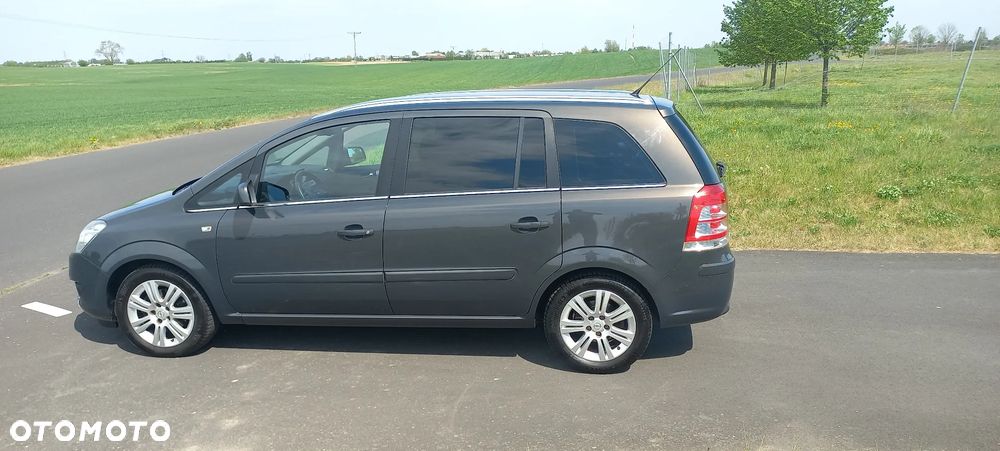 Opel Zafira 1.8 Family - 13