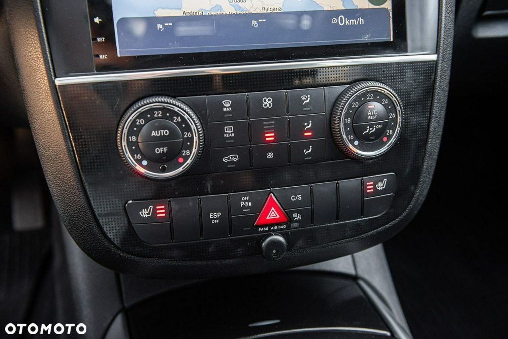 Mercedes-Benz Klasa R 320 CDI L 4Matic 7G-TRONIC - 25