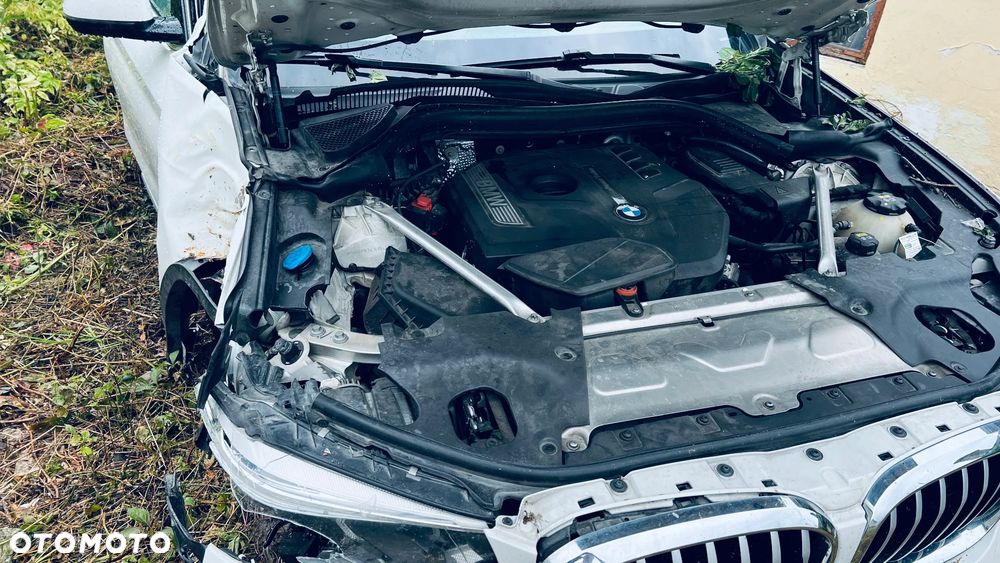 BMW X3 xDrive30i Luxury Line - 6