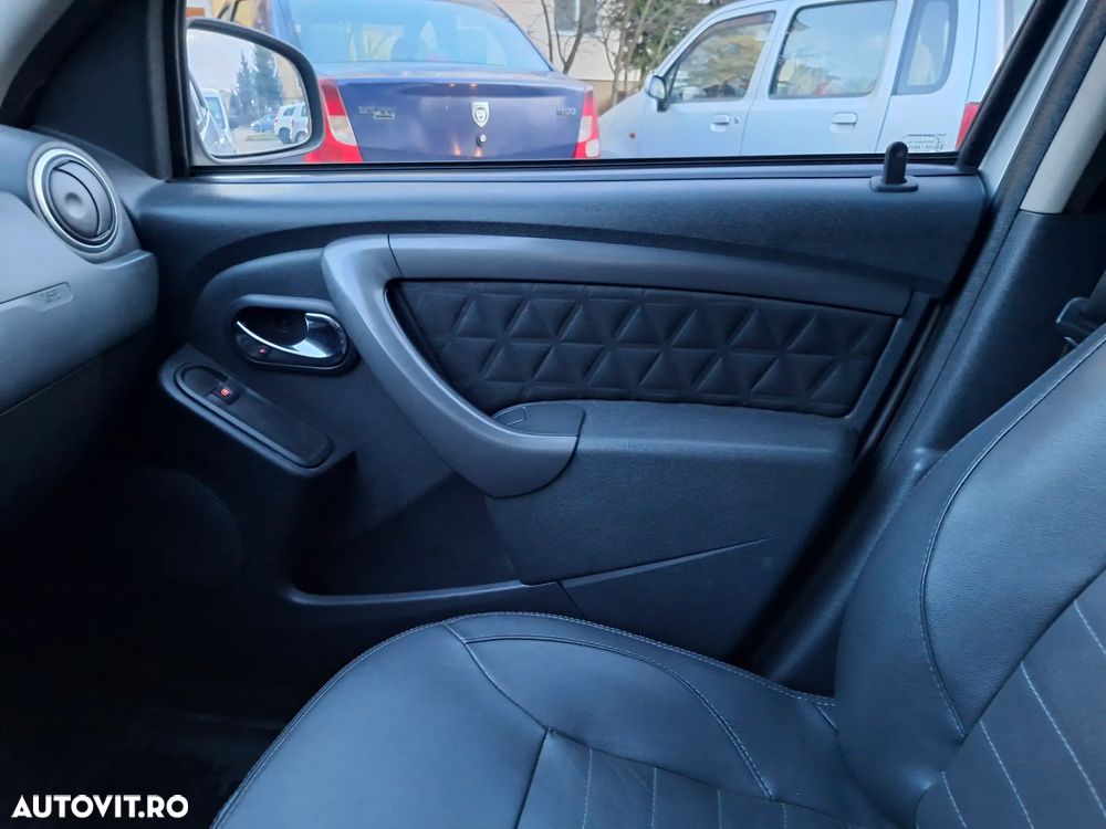 Dacia Duster 1.6 16V 105 4x2 Prestige - 9