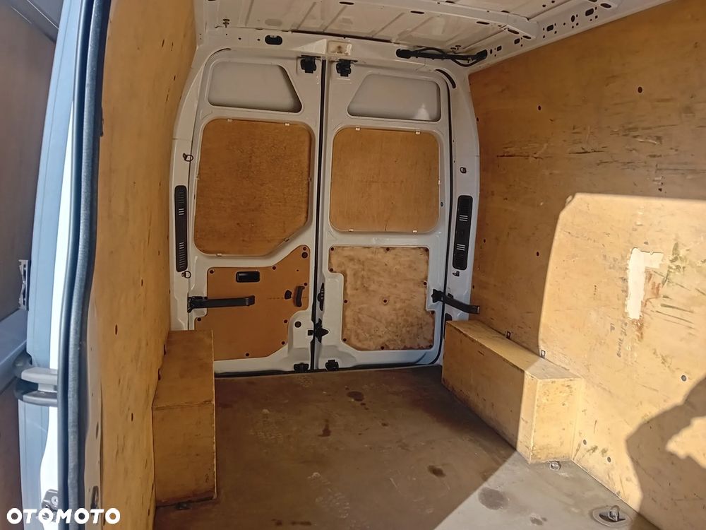 Nissan NV 400 - 13
