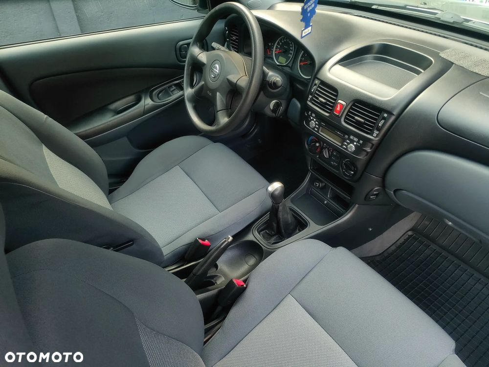 Nissan Almera 1.5 visia - 40