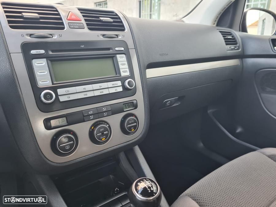 VW Golf 1.9 TDi Confortline - 9