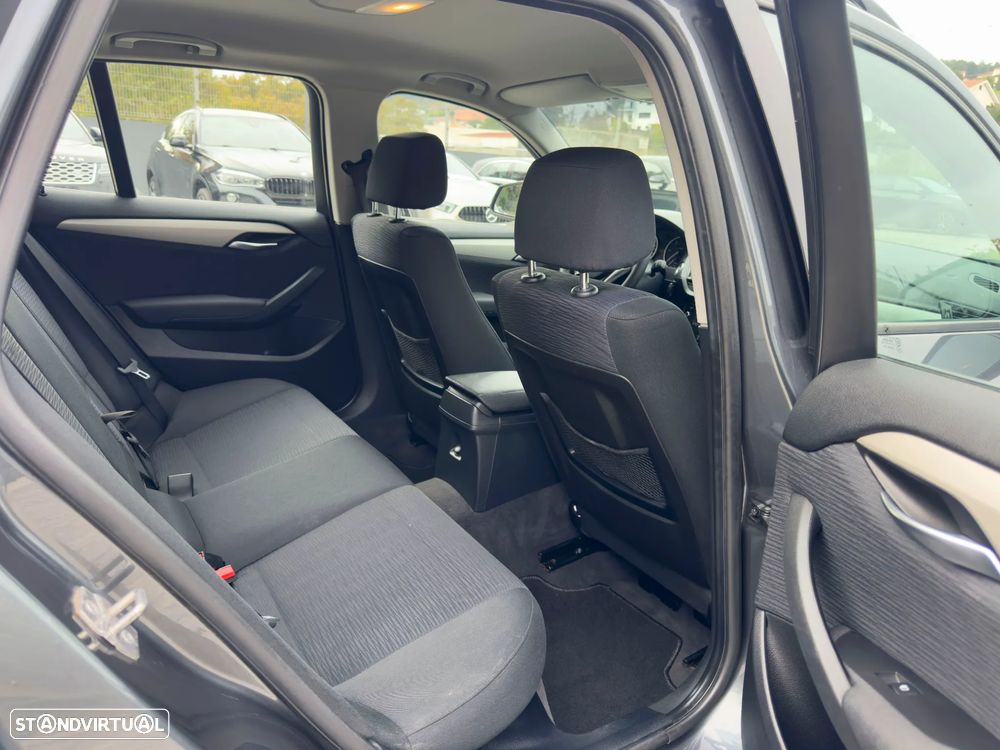 BMW X1 sDrive18d - 25