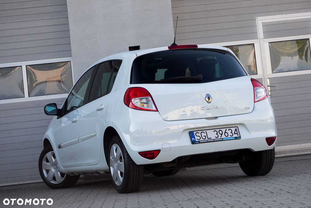Renault Clio 1.2 16V TCE Dwudziestka - 10