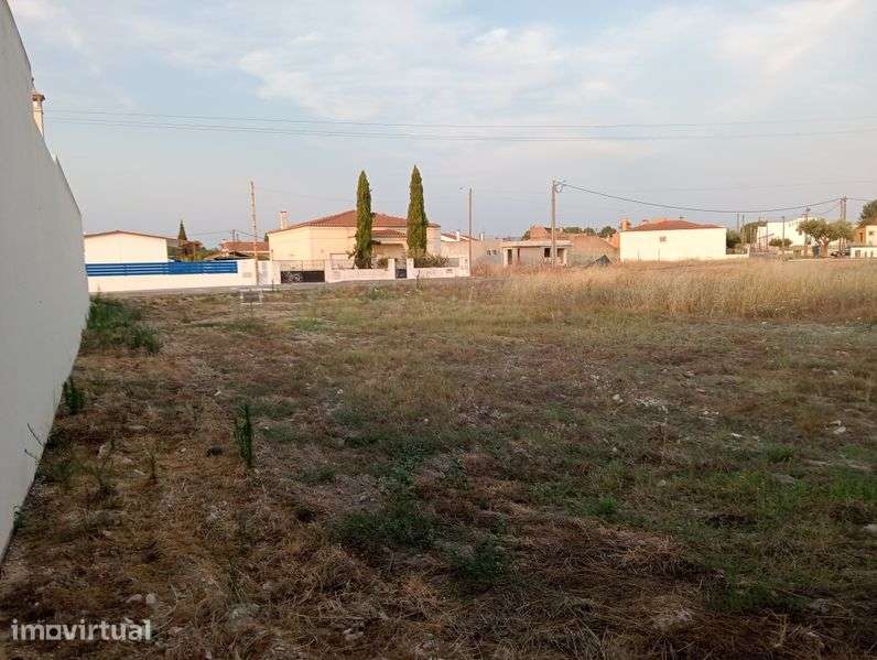 Terreno Urbano Benfica do Ribatejo cortiçois - Grande imagem: 2/4