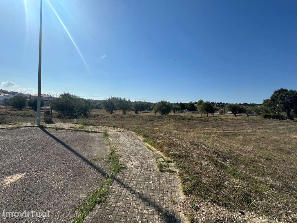 Lote de terreno para construção urbana - Grande imagem: 2/7