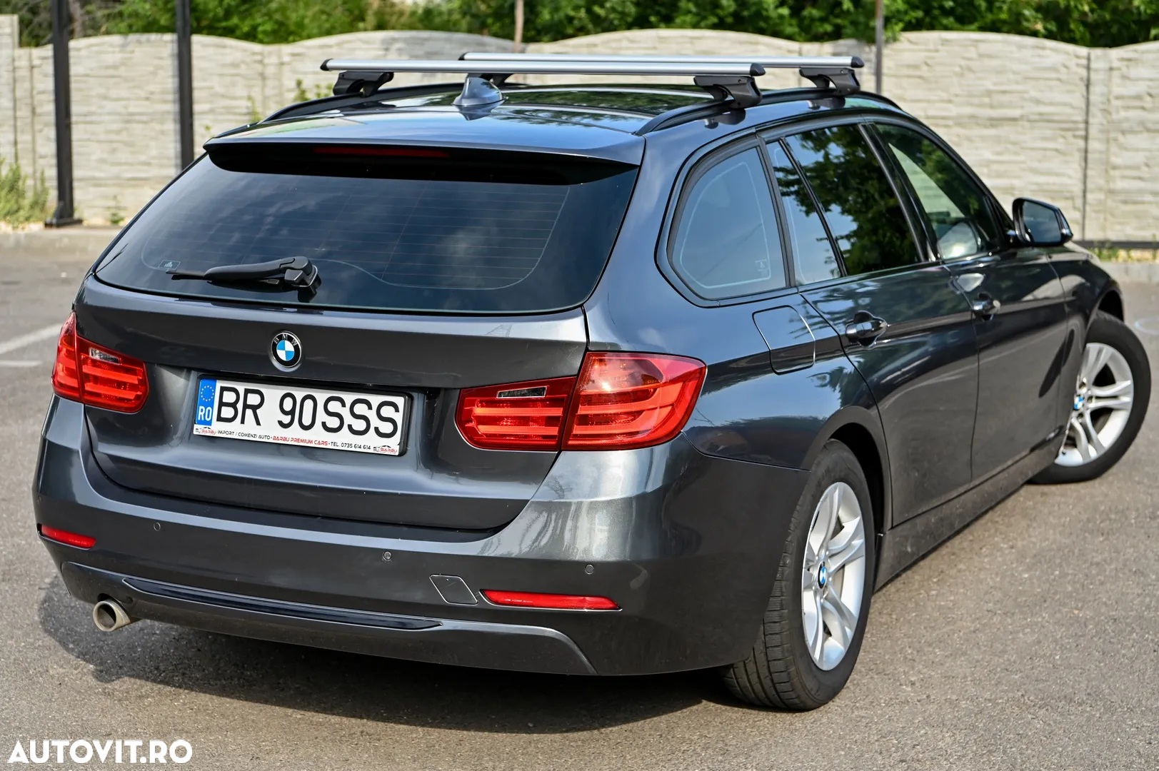 BMW Seria 3 320d Touring - 25