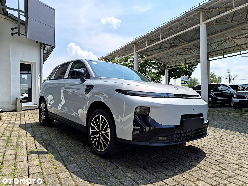 Leapmotor B10 - 3