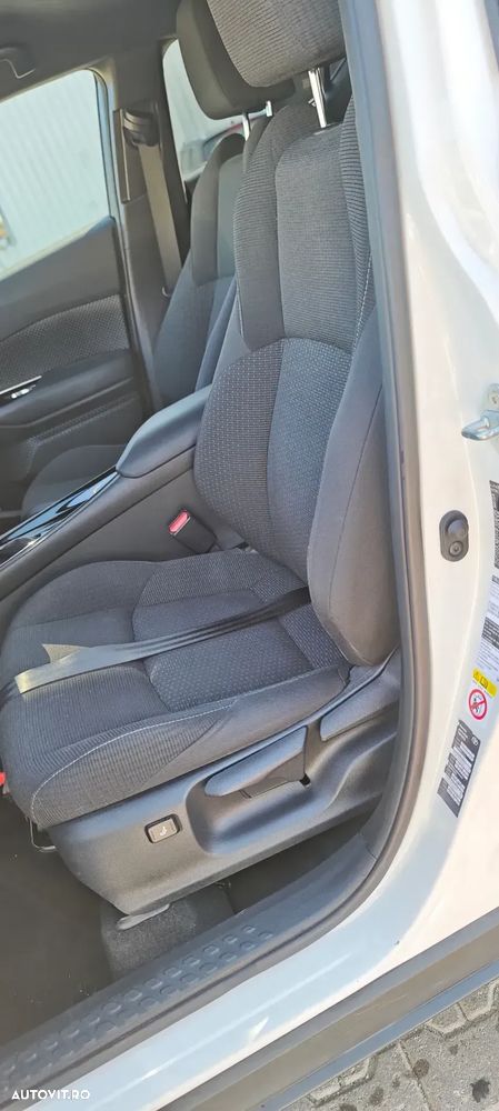 Toyota C-HR 1.8 HSD 122 CP 4x2 CVT C-ult Style bi-tone - 6