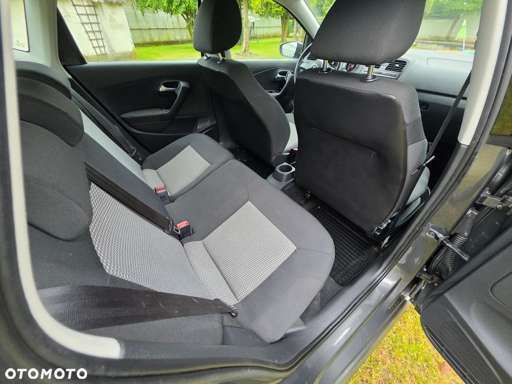 Volkswagen Polo - 15