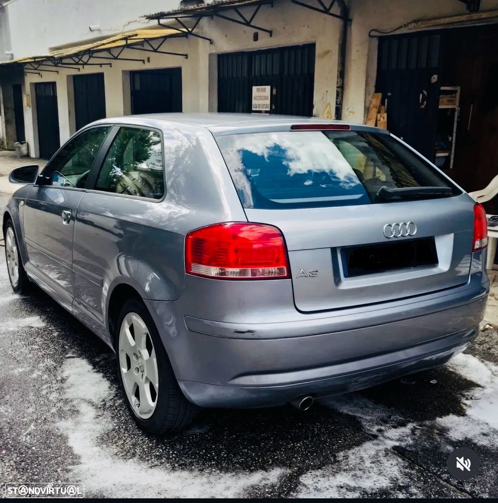 Audi A3 1.6 FSI Attraction - 2