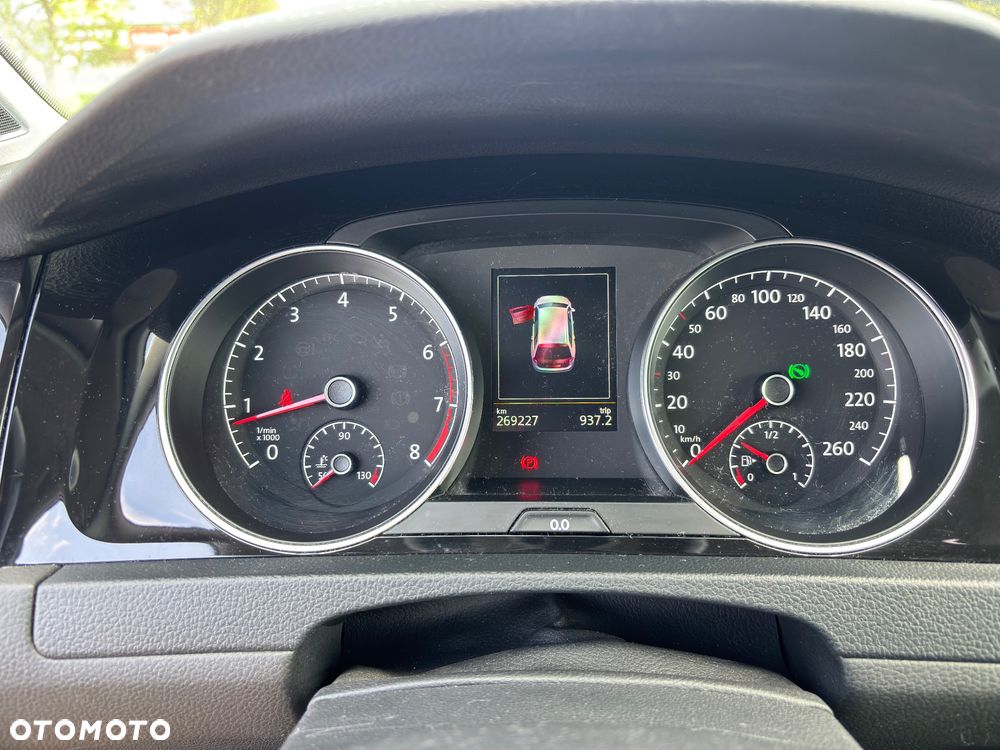 Volkswagen Golf 1.4 TSI BlueMotion Technology DSG Highline - 8