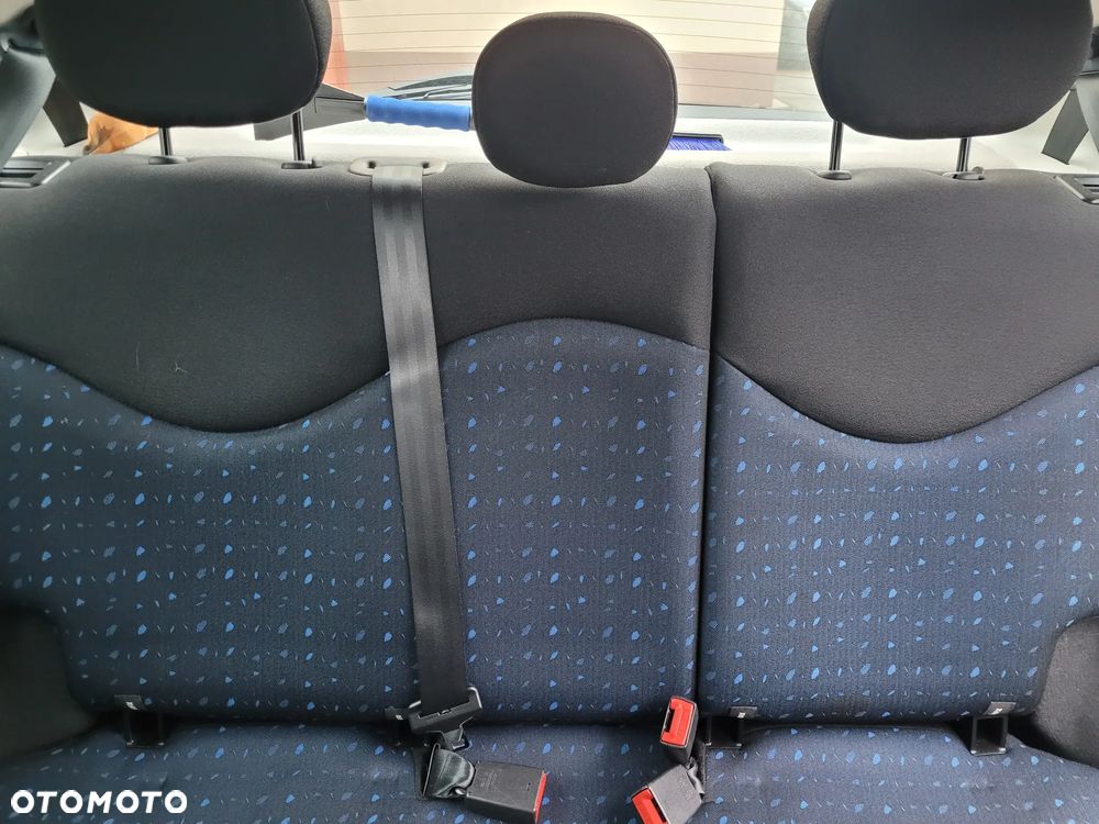 Citroën C3 1.4 HDi Advance - 14