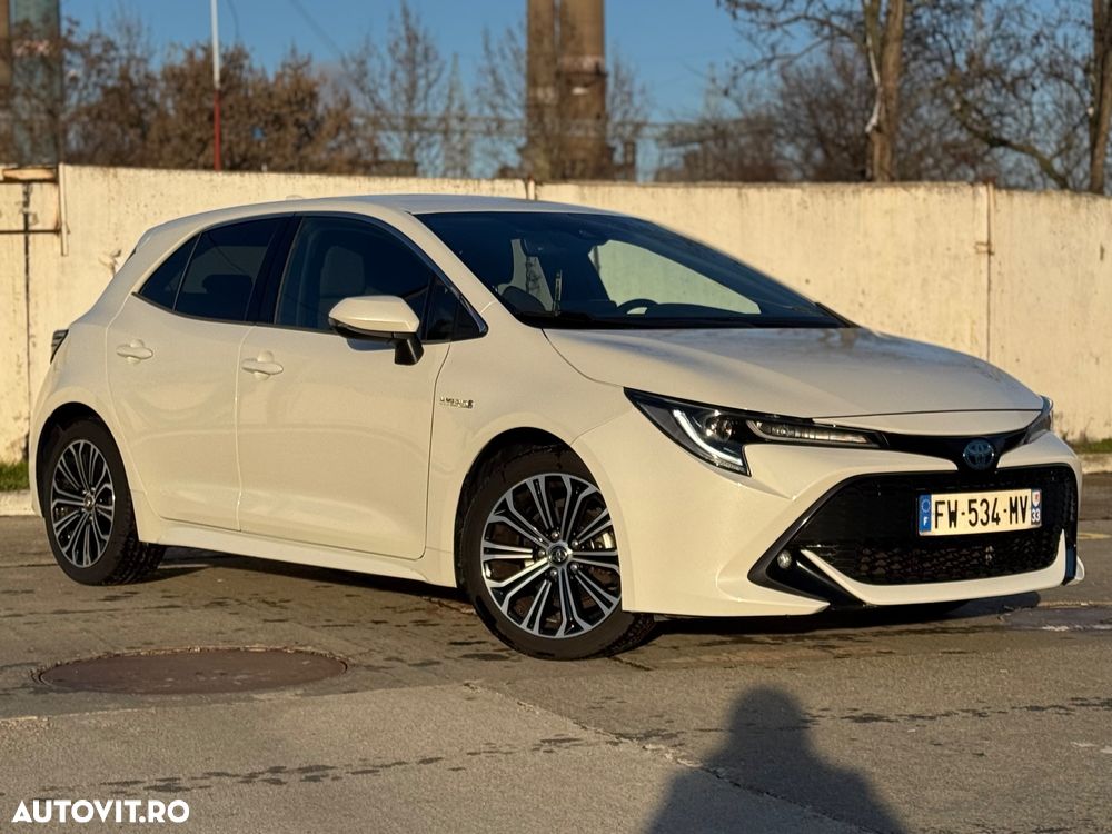 Toyota Corolla 1.8 HSD Exclusive interior Gri