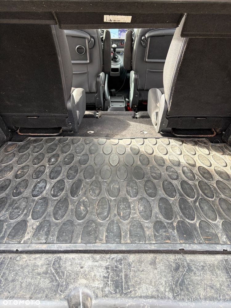 Peugeot Partner - 24