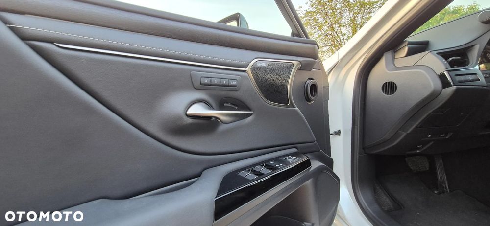 Lexus ES ver-300h-prestige - 38
