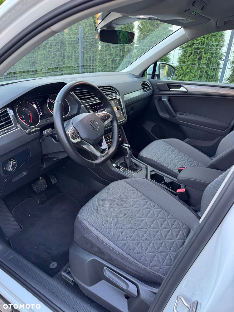 Volkswagen Tiguan 2.0 TDI SCR Life DSG - 9