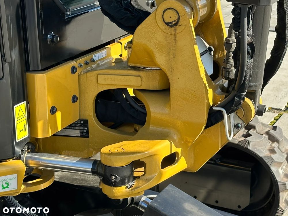 Caterpillar 302.7 CR - 19