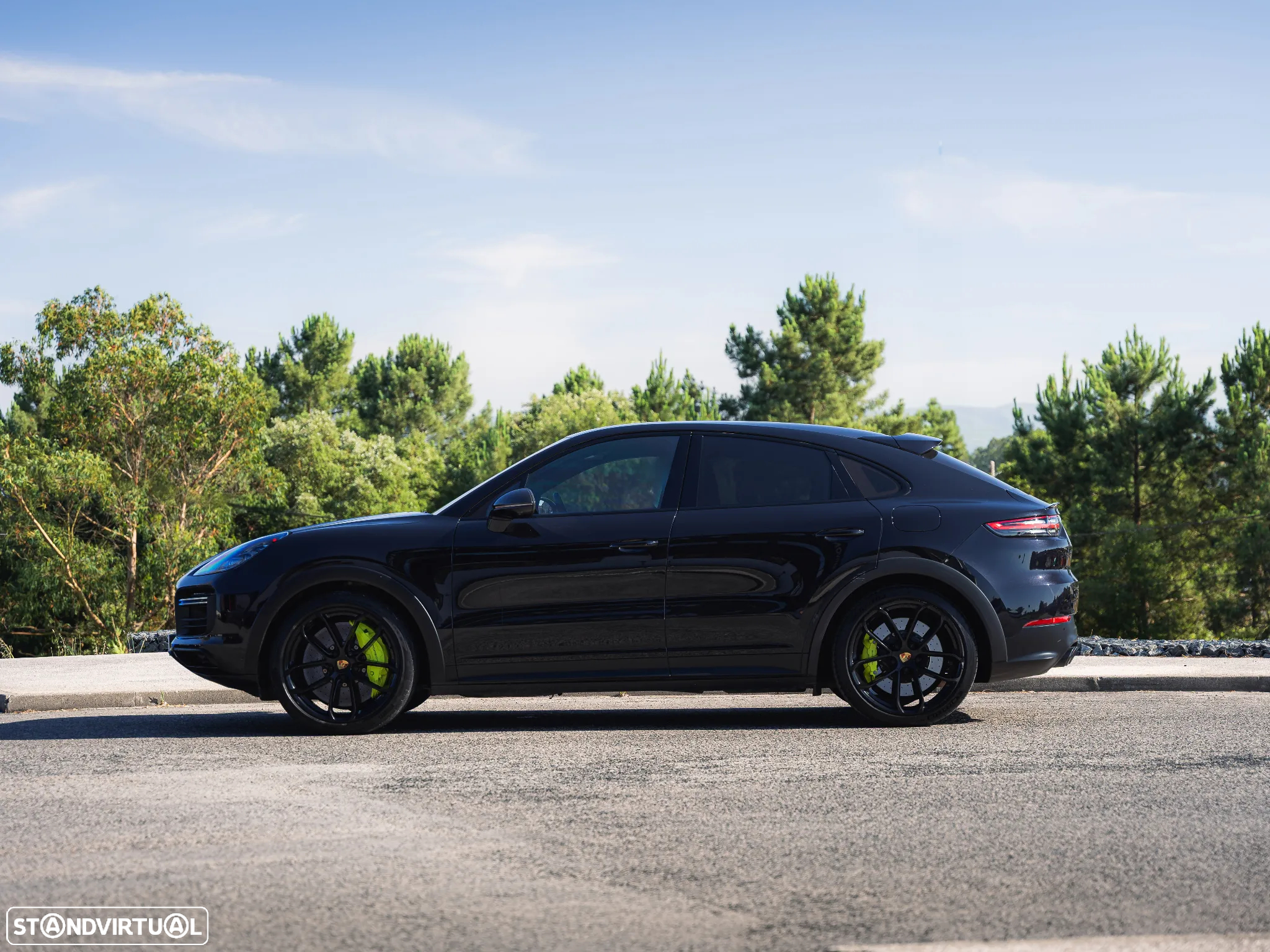Porsche Cayenne Coupé Turbo S E-Hybrid - 3