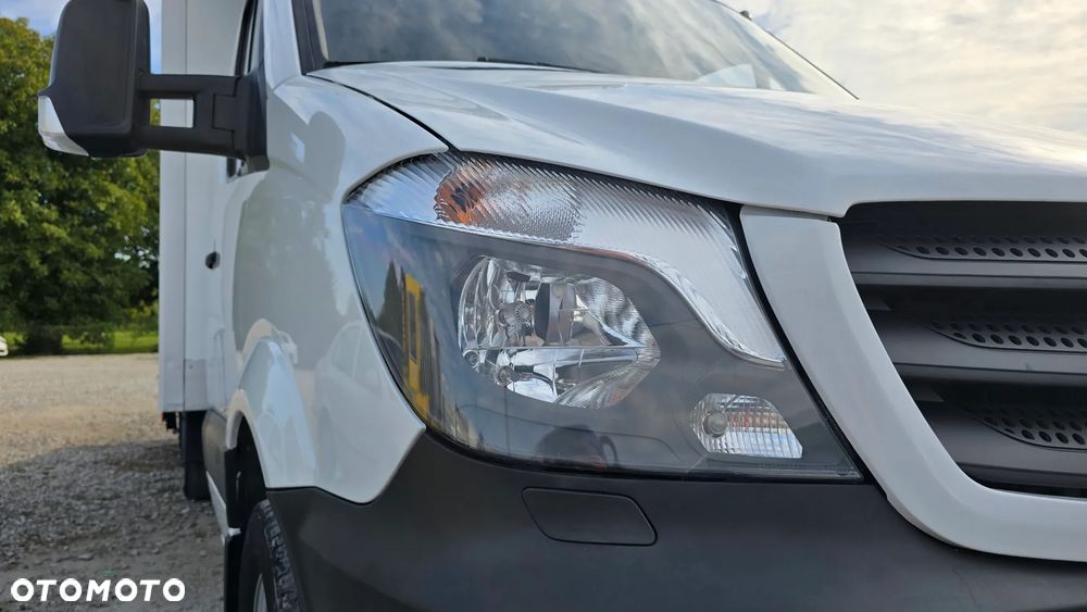 Mercedes-Benz SPRINTER - 28