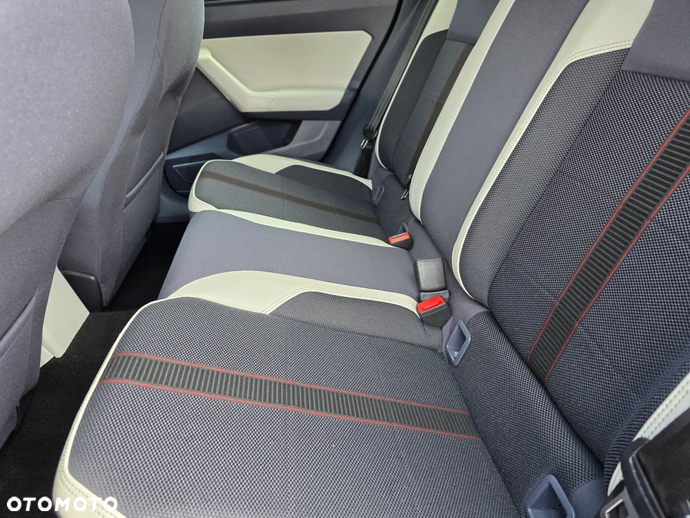 Volkswagen Polo 1.0 TSI OPF beats - 24