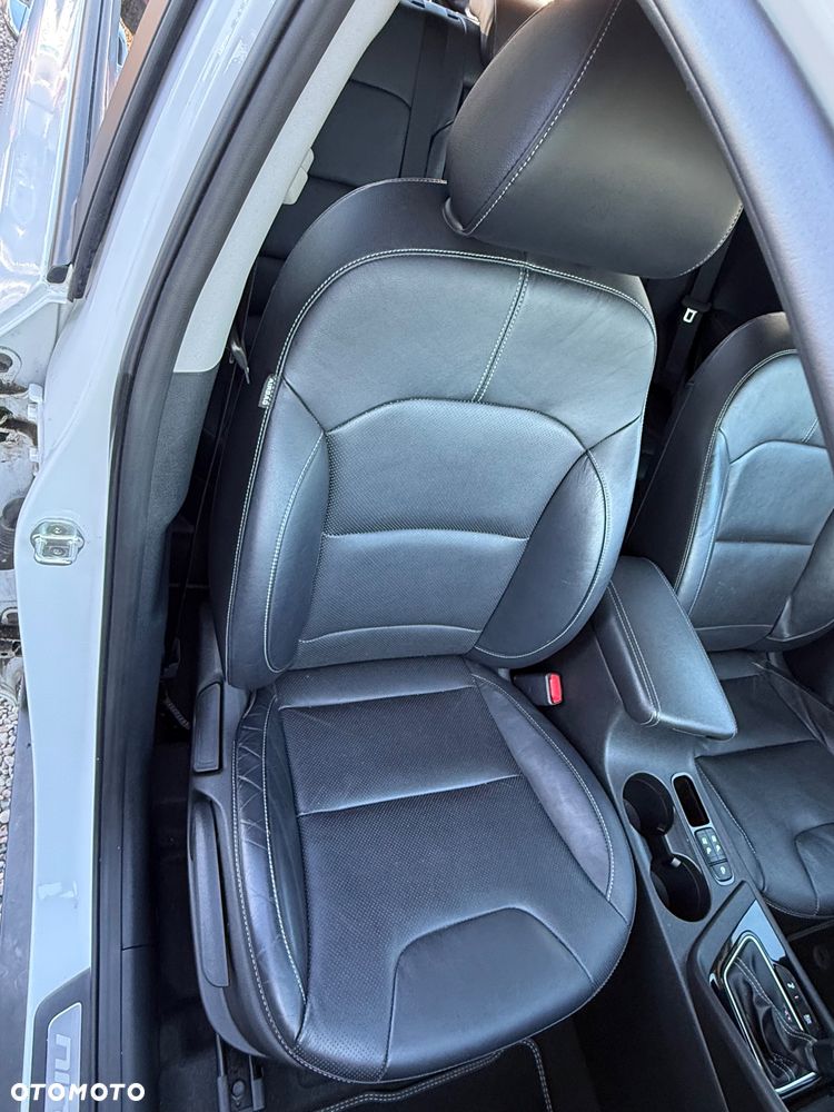 Kia Niro 1.6 GDI PHEV 2WD OPF Vision - 26