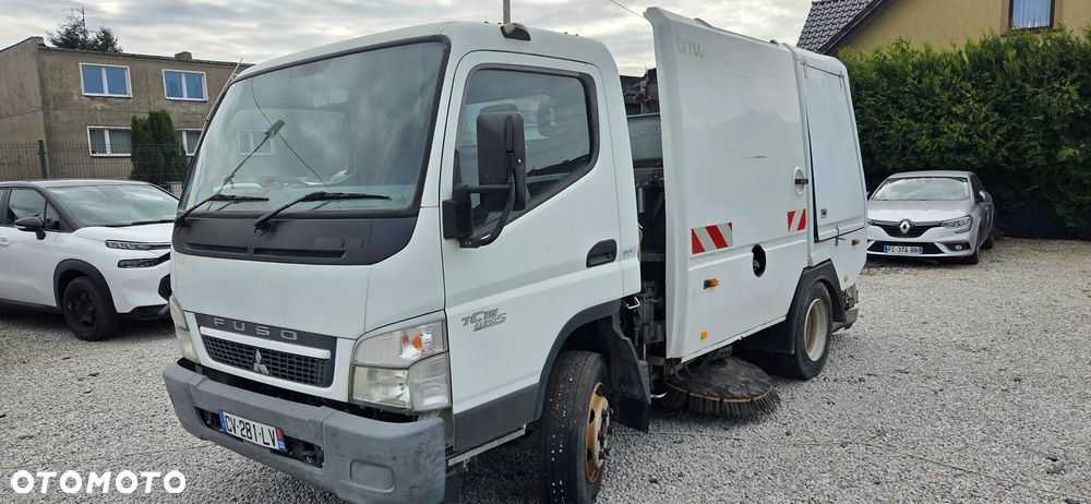 FUSO Canter - 1