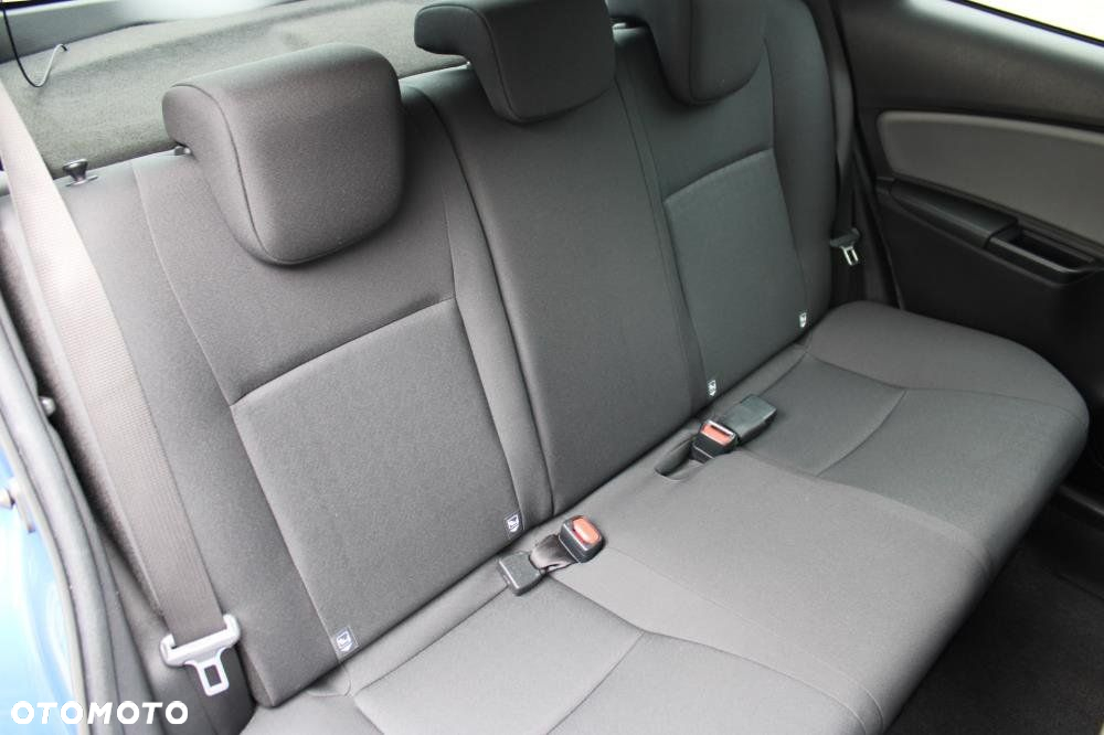 Toyota Yaris - 13