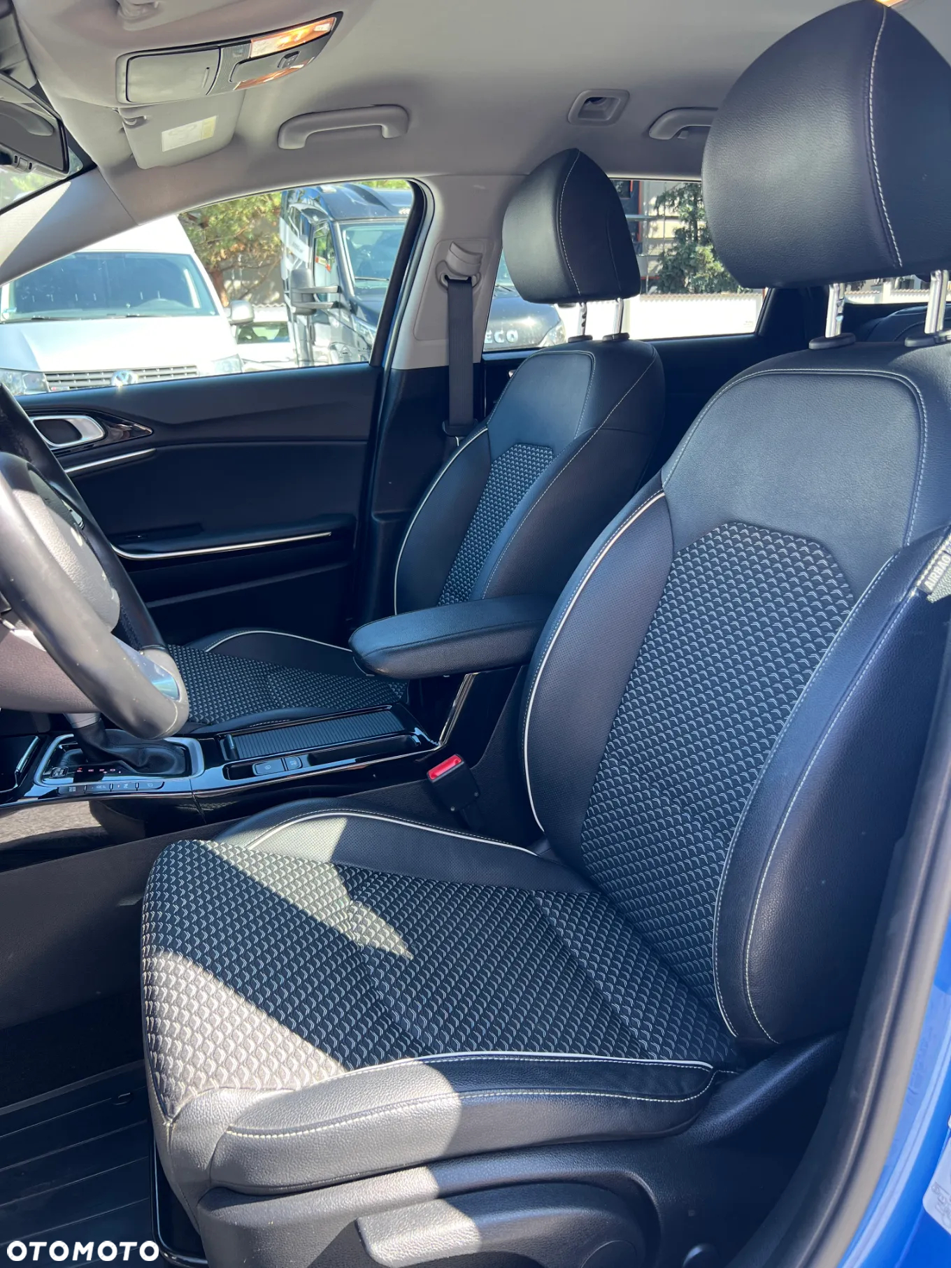 Kia Ceed 1.6 CRDi SCR L Business Line Plus DCT - 32