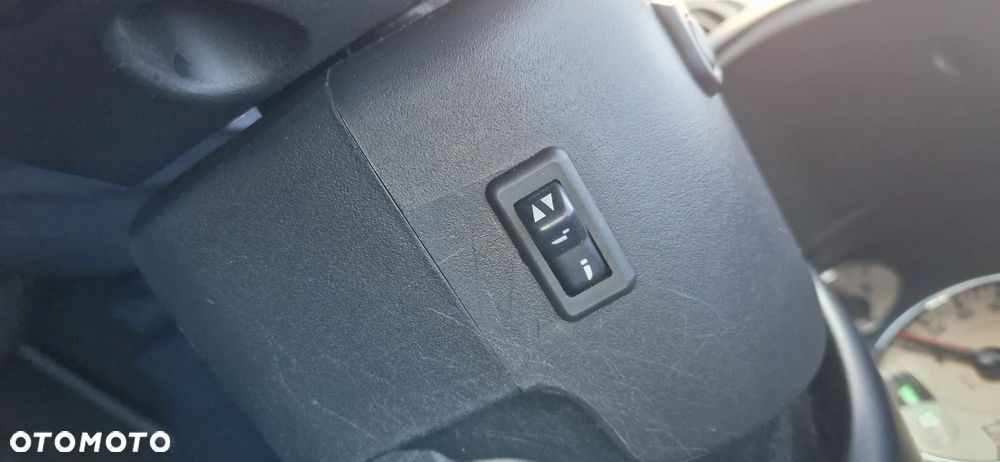 Chrysler Grand Voyager 2.8 CRD Automatik Limited - 15