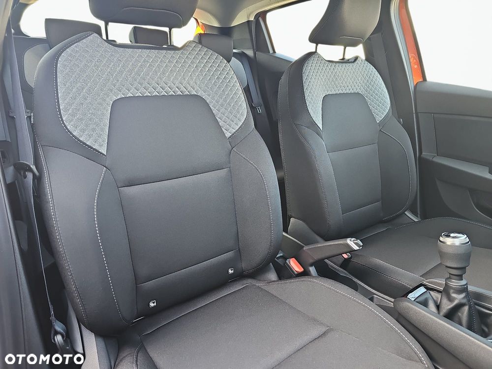 Renault Clio 1.0 TCe Evolution - 23