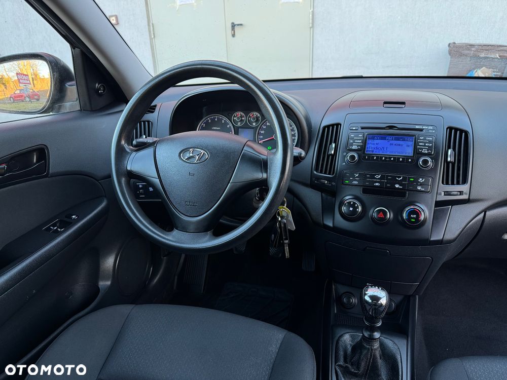 Hyundai i30 1.4 Edition Plus - 12