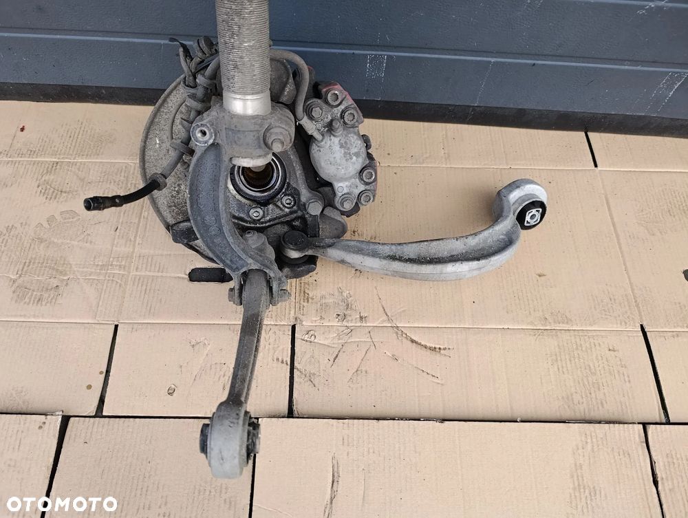 AUDI A4 B8 2.7 TDI ZWROTNICA PRAWA PRZÓD PRZEDNIA WAHACZ - 4