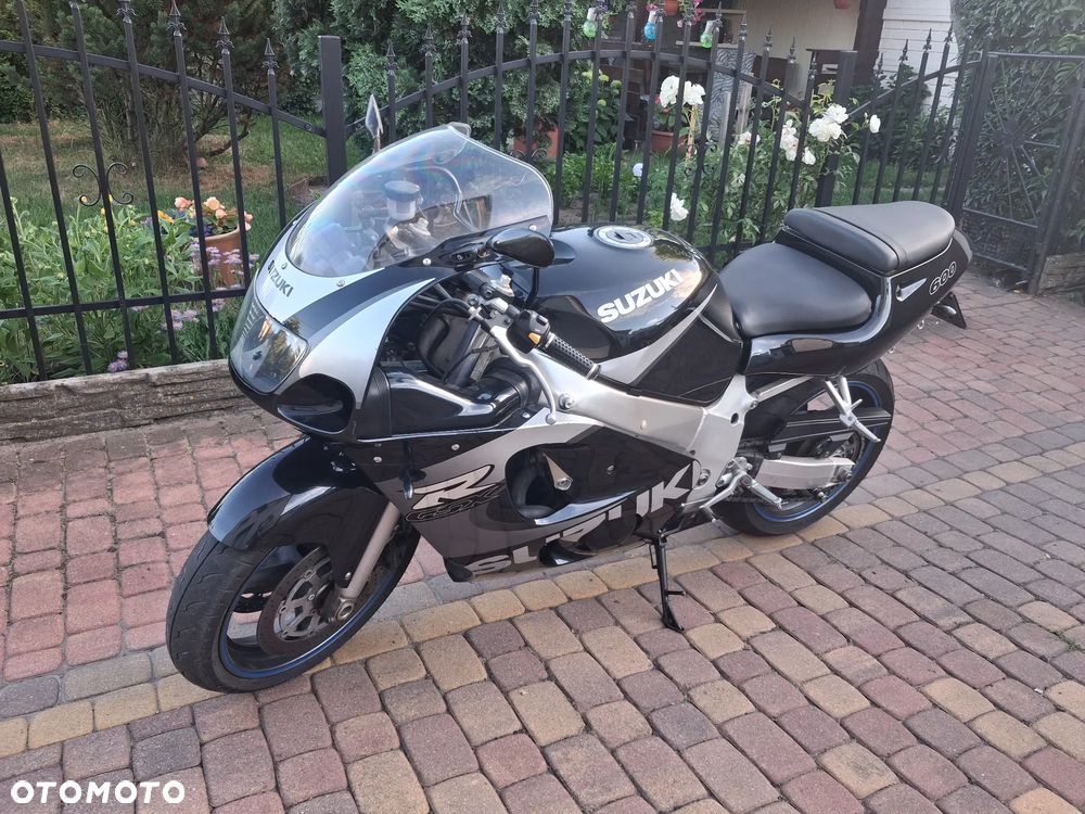 Suzuki GSX-R - 5
