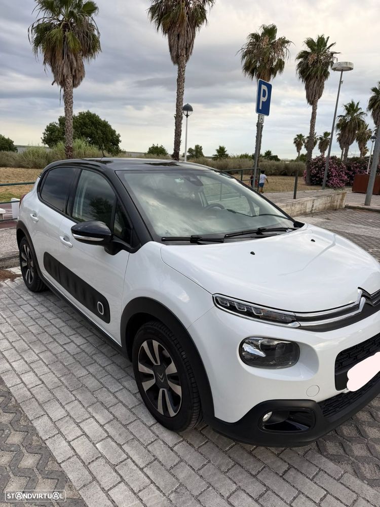 Citroën C3 1.2 PureTech Shine - 1
