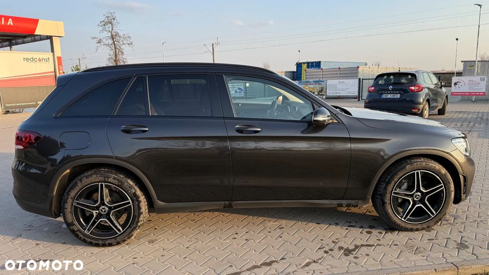 Mercedes-Benz GLC 200 d 4-Matic - 3