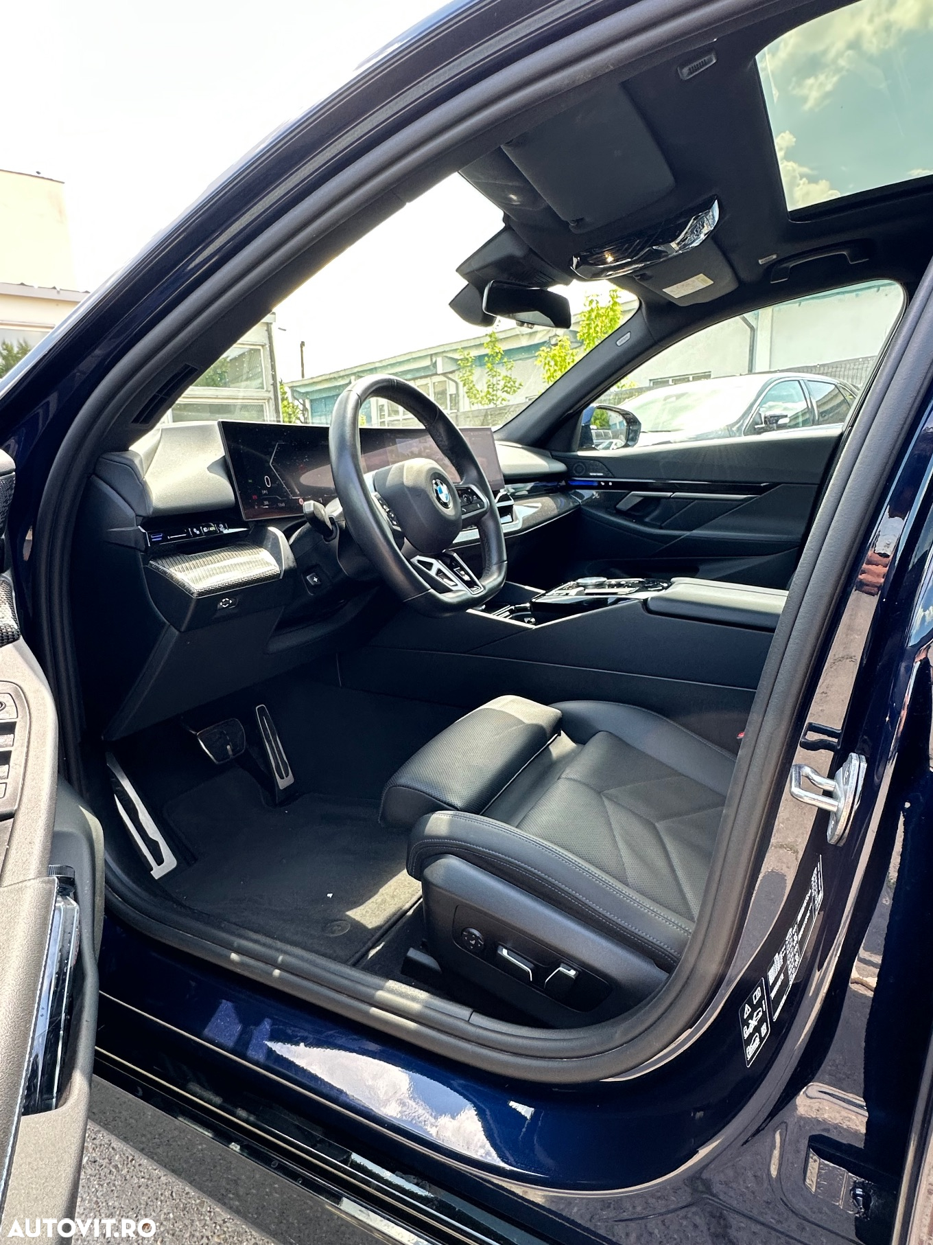 BMW Seria 5 520d xDrive AT MHEV - 9